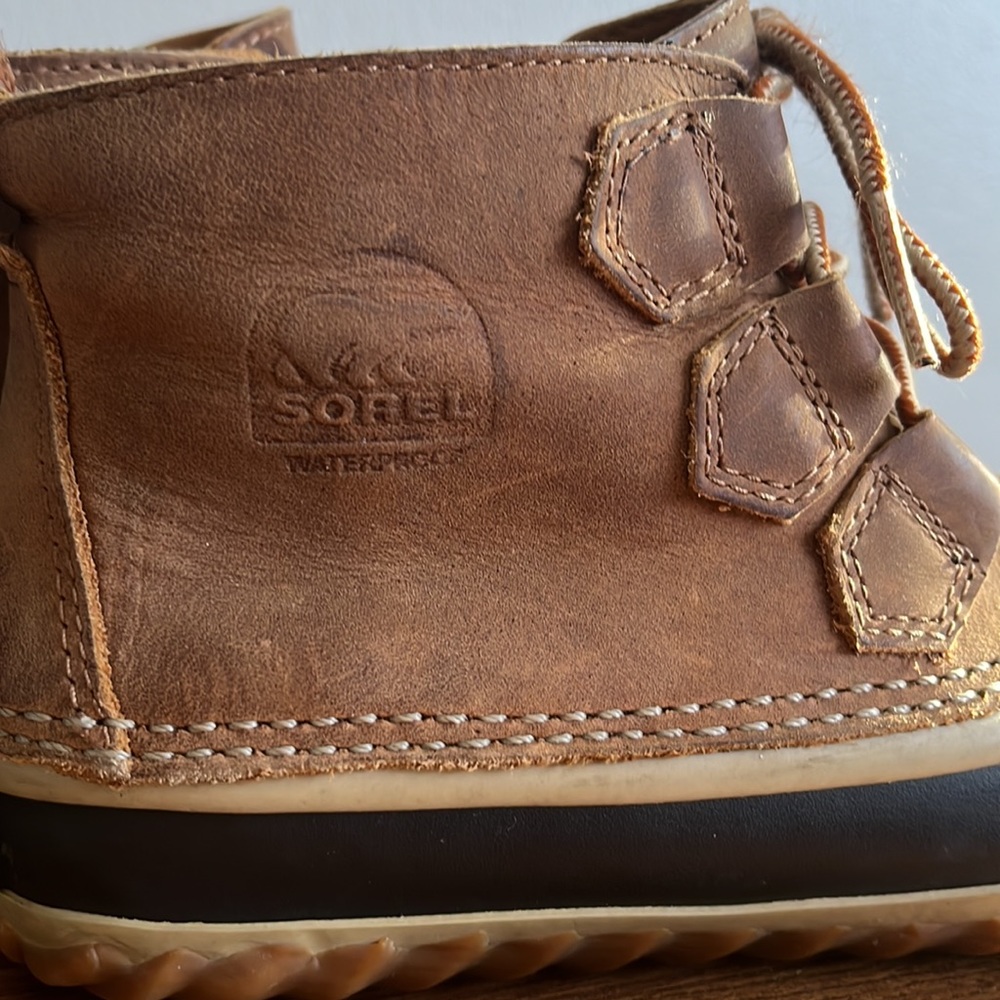 Sorel Brown & Black Out N About Plus Waterproof Leather / Rubber Duck Boots - Picture 6 of 11